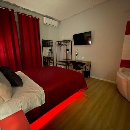 Vomero Suite And Deluxe Room B&B Napoli Zewnętrze zdjęcie
