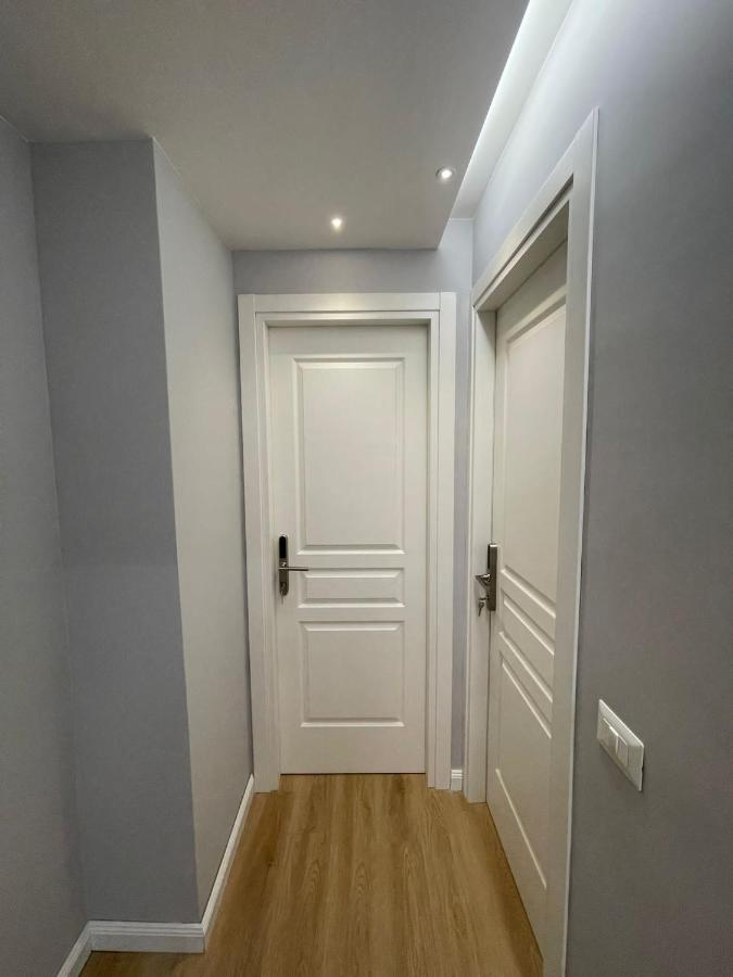 Vomero Suite And Deluxe Room B&B Napoli Zewnętrze zdjęcie