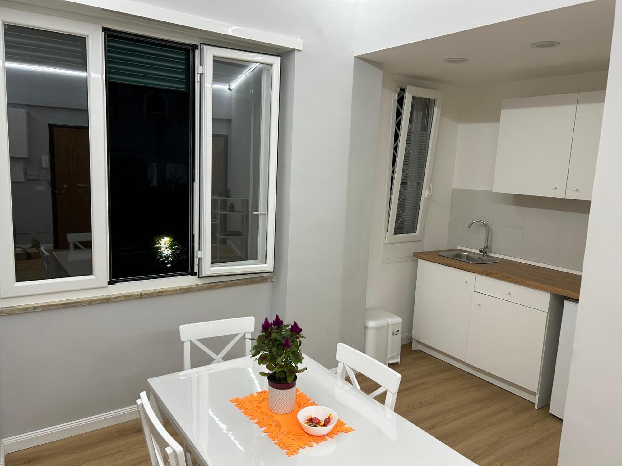 Vomero Suite And Deluxe Room B&B Napoli Zewnętrze zdjęcie