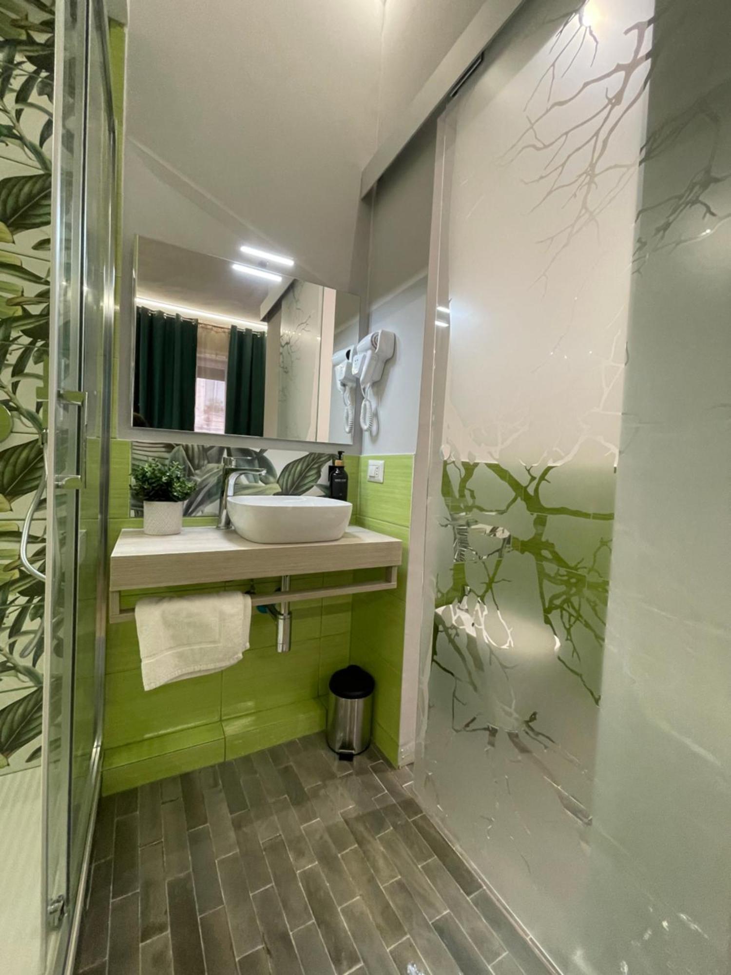 Vomero Suite And Deluxe Room B&B Napoli Zewnętrze zdjęcie