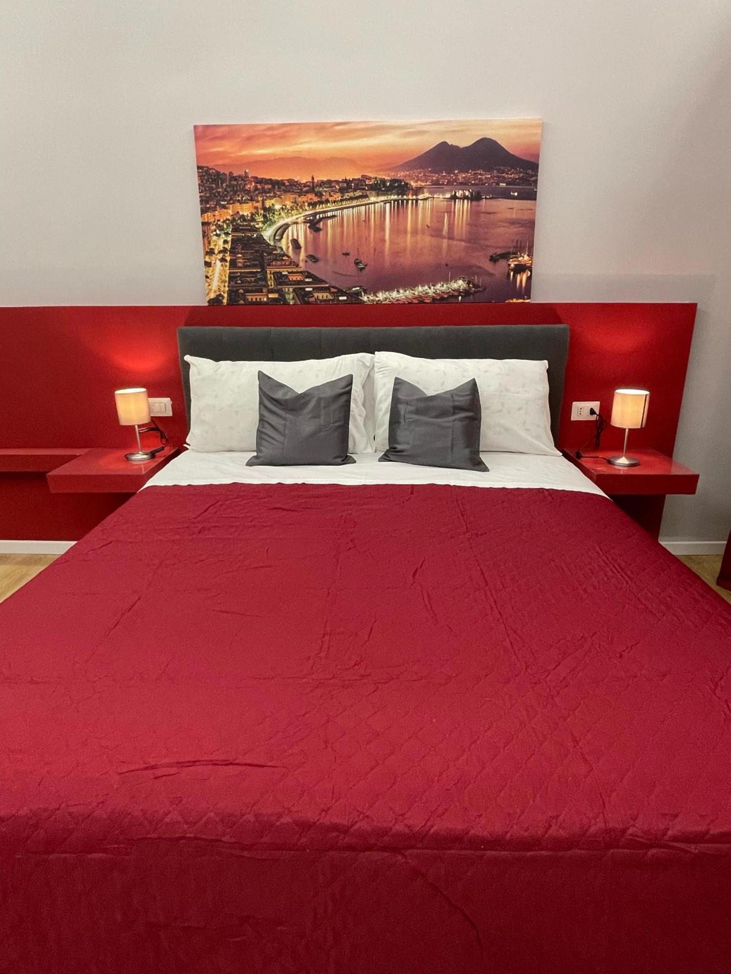 Vomero Suite And Deluxe Room B&B Napoli Zewnętrze zdjęcie